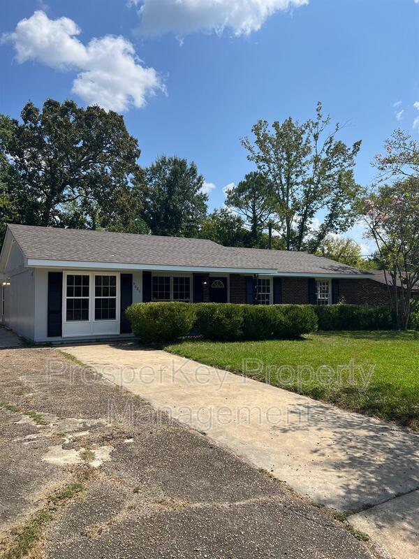 Building Photo - 5021 Greensboro Ct