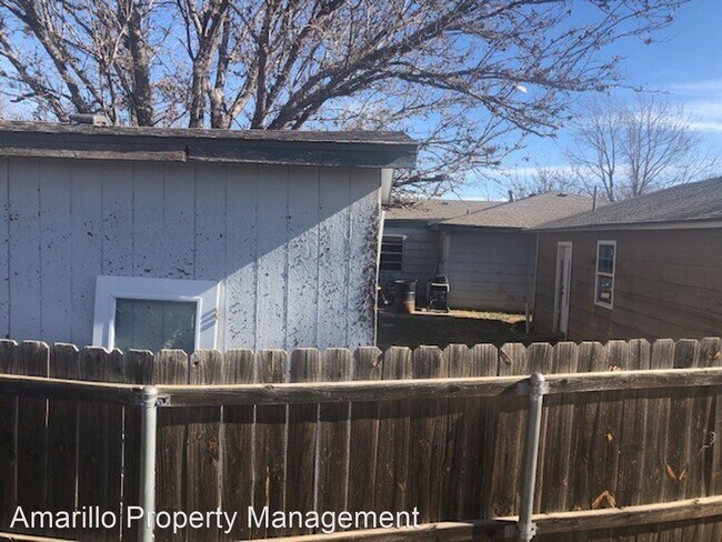 Foto del edificio - 4 br, 2.5 bath House - 2808 Browning