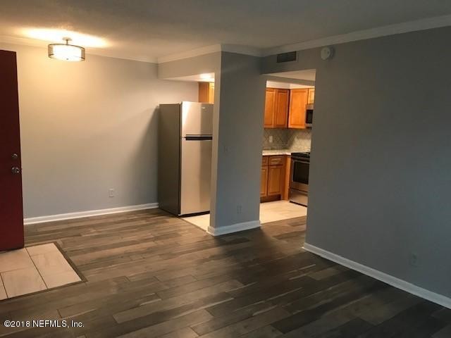 Foto del edificio - 3307 Mayflower St