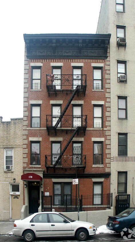 Foto principal - 170 E 205th St