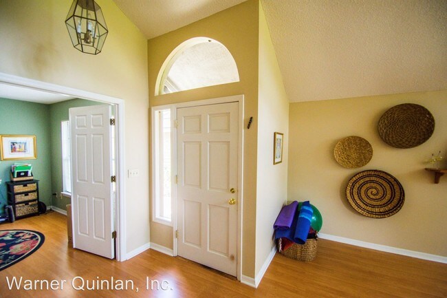 Building Photo - 255 W Sabal Palm Pl