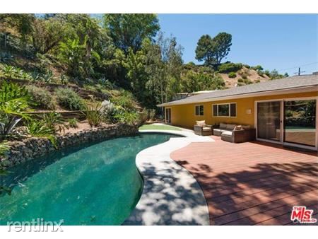 Building Photo - 2142 Sunset Crest Dr