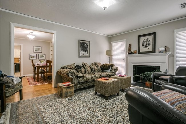 Building Photo - 2916 Westminster Ave