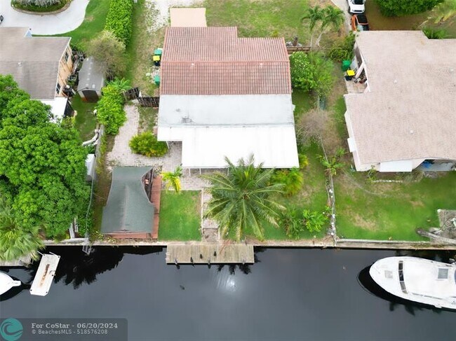 Foto del edificio - 4433 SW 27th Terrace