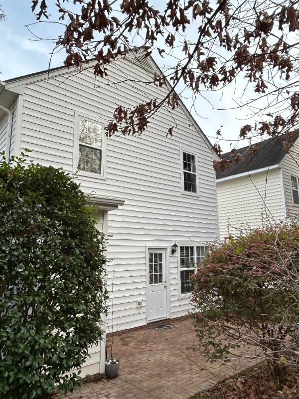 Foto del edificio - 139 Cricketgrass Dr