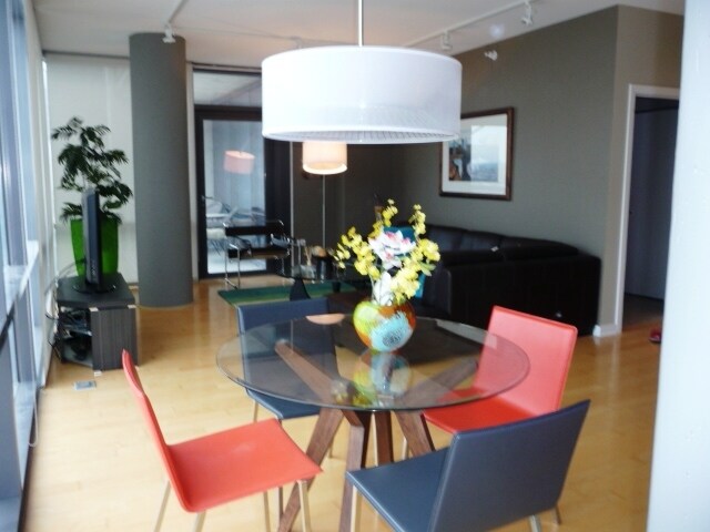 Foto del edificio - 860 W Blackhawk St