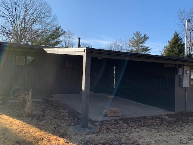 Building Photo - 713 Hutchins Dr
