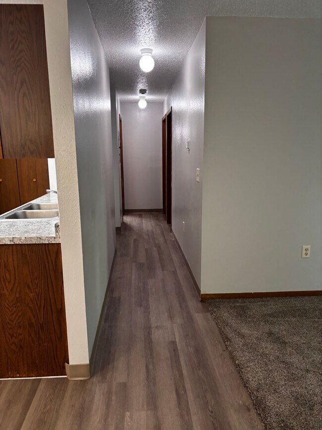 Foto del edificio - 2715 Hawken St