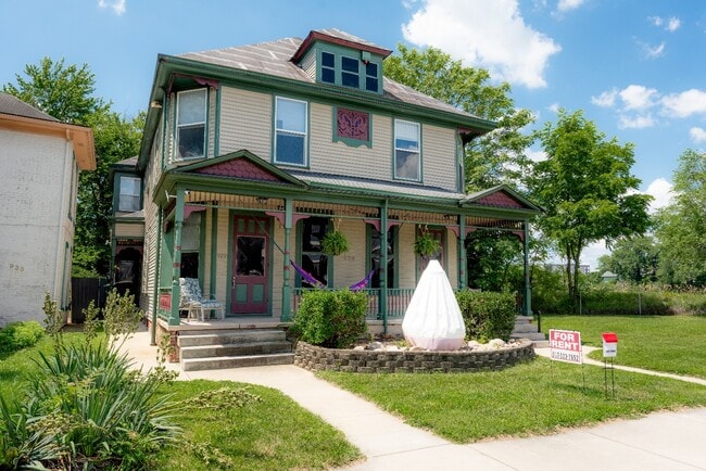 Building Photo - 929 English Ave
