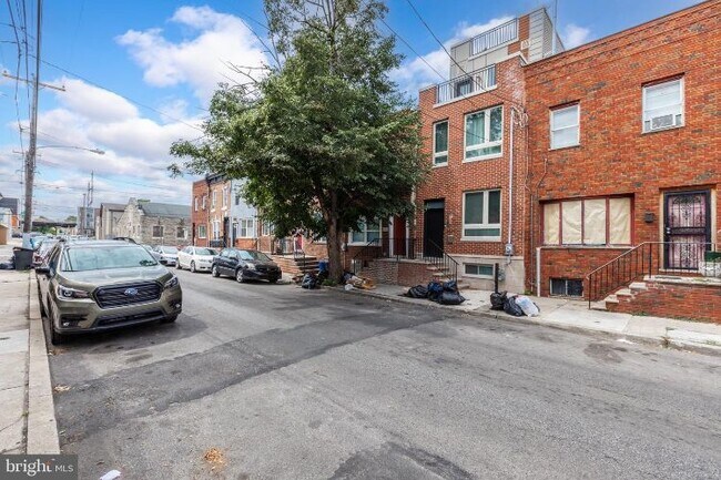 Foto del edificio - 2341 Dickinson St
