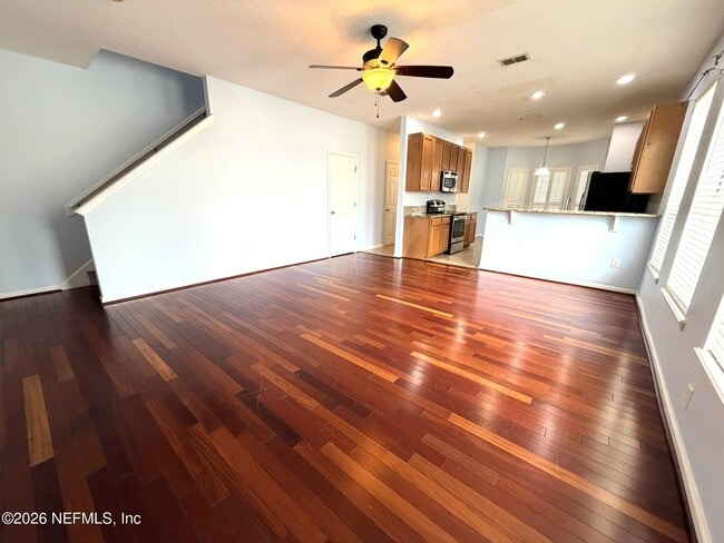Building Photo - 321 Pecan Grove Dr