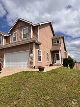 Building Photo - 1702 Lydia Ct