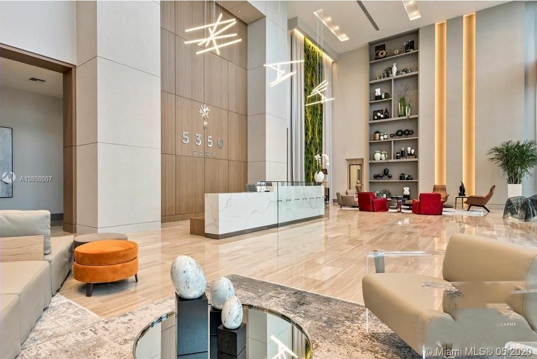 Foto principal - 5350 NW 84th Ave