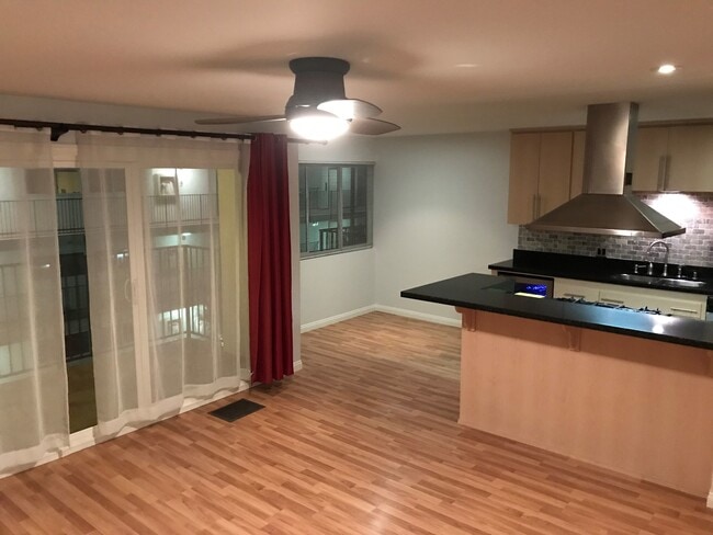 Photo - 1720 Ardmore Ave Apartment