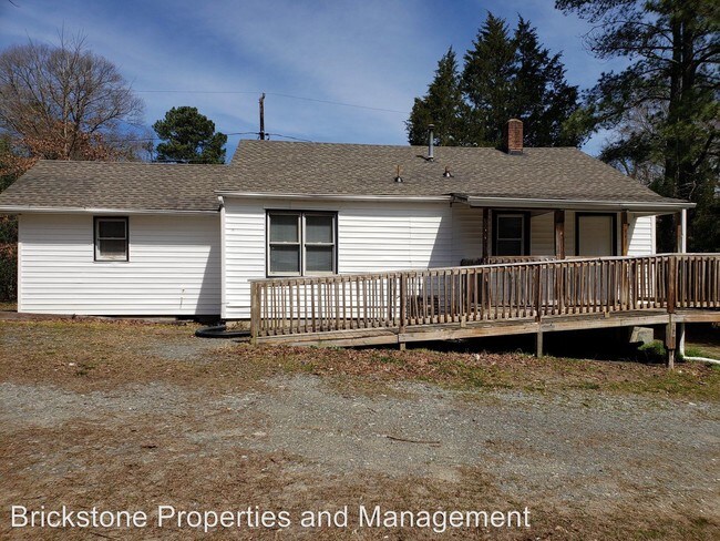 Building Photo - 3 br, 1 bath House - 910 Belvin Ave