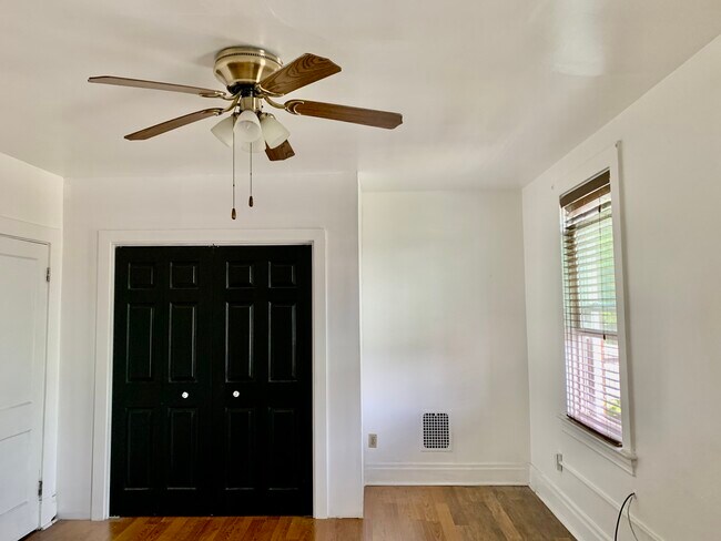Dormitorio - 1044 Welfer St