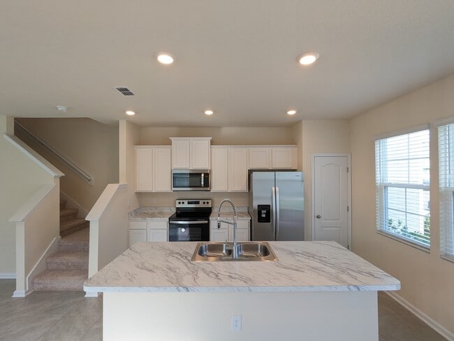 Building Photo - 4064 Oak Mill Rd