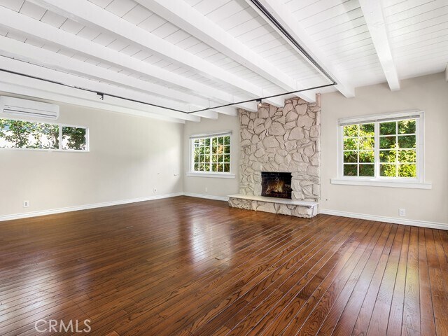 Building Photo - 4538 Wortser Ave