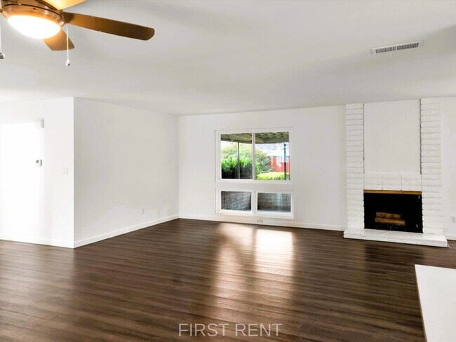 Foto del edificio - 6969 Boxford Dr