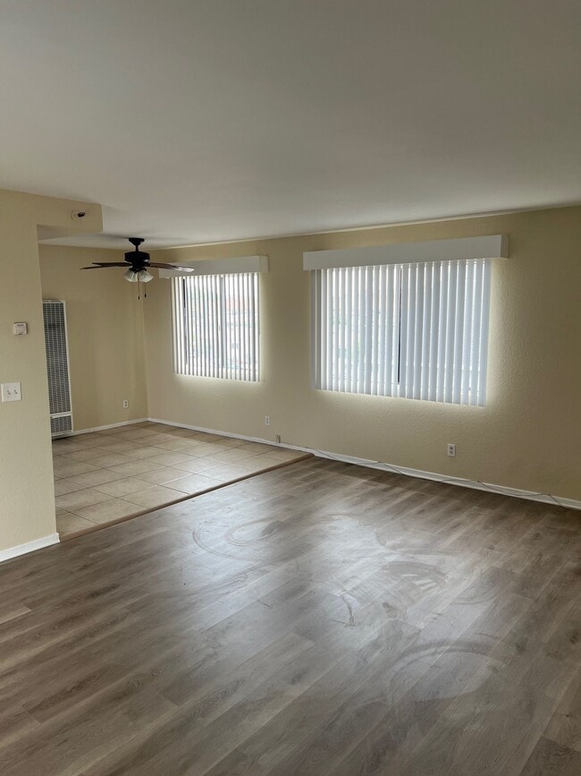 Foto del edificio - 3301 W 139th St