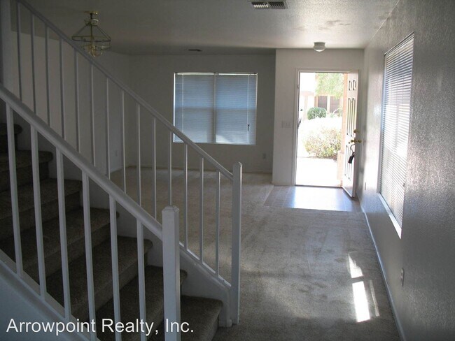Foto del edificio - 4 br, 2.5 bath House - 5040 E Roy Rogers