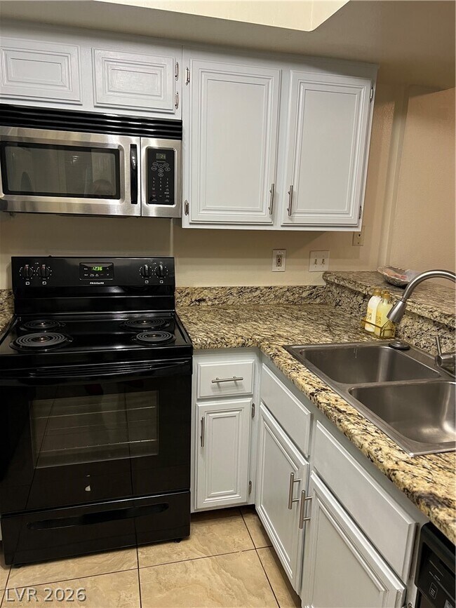Foto del edificio - 2752 Lodestone Dr