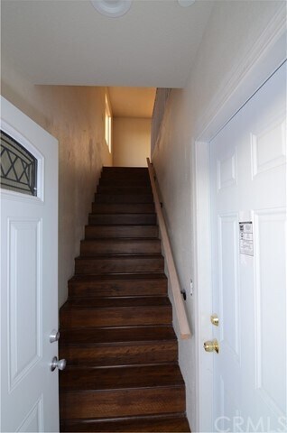 Building Photo - 1527 W 81st St