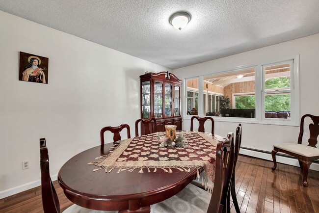 Building Photo - Rent to own home