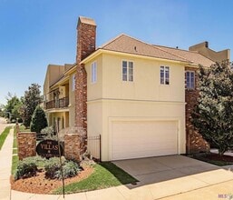 Building Photo - 7402 Elderberry Ave