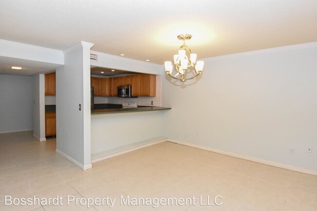 Building Photo - 3 br, 2 bath House - 2550 SW 14th Drive