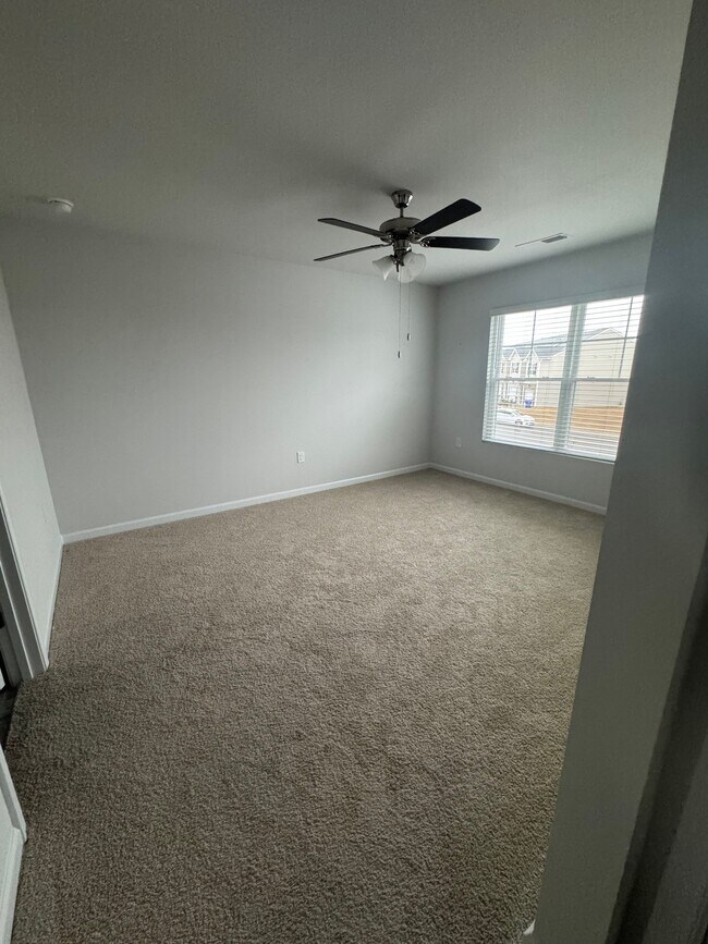 Foto del edificio - 918 Quaint Parish Cir