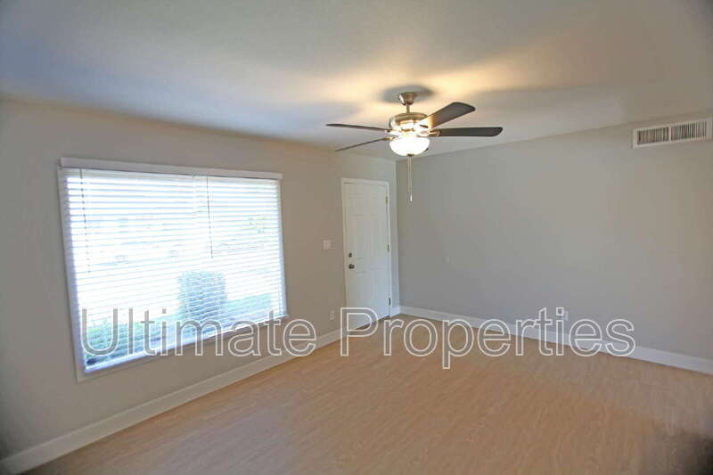 Foto principal - 3809 W Crocus Dr