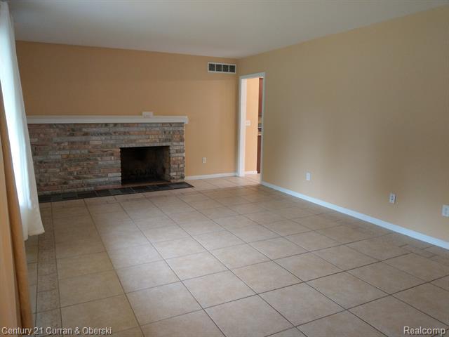 Building Photo - 7251 Oakman Blvd
