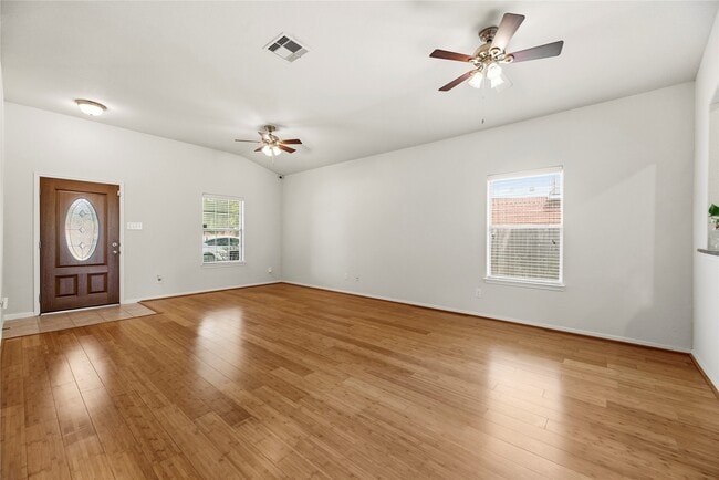 Building Photo - 23827 S Newport Bend