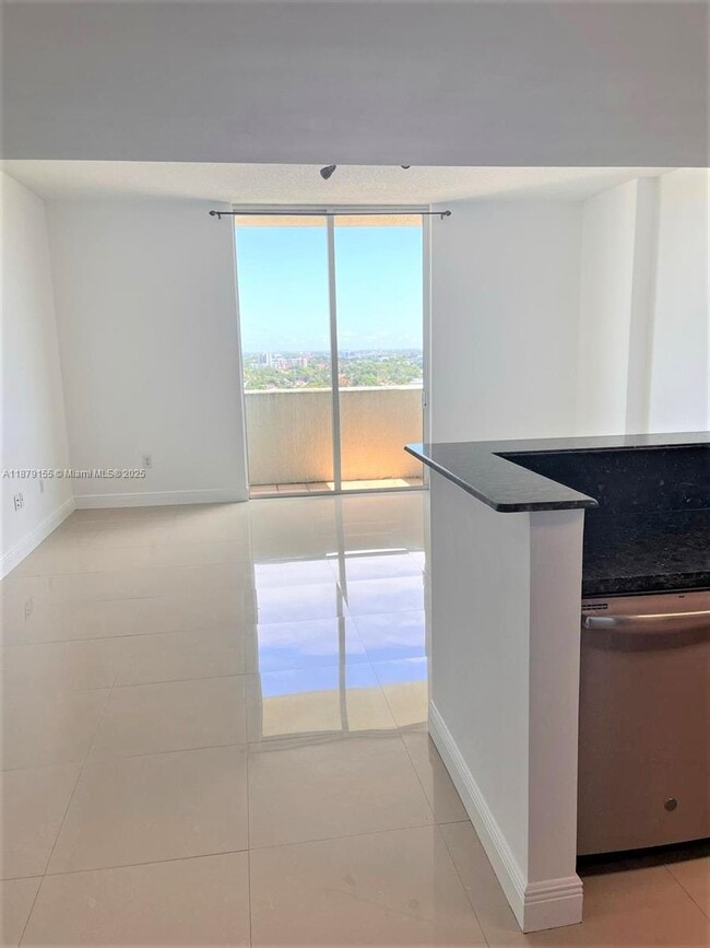 Foto del edificio - 3000 Coral Wy