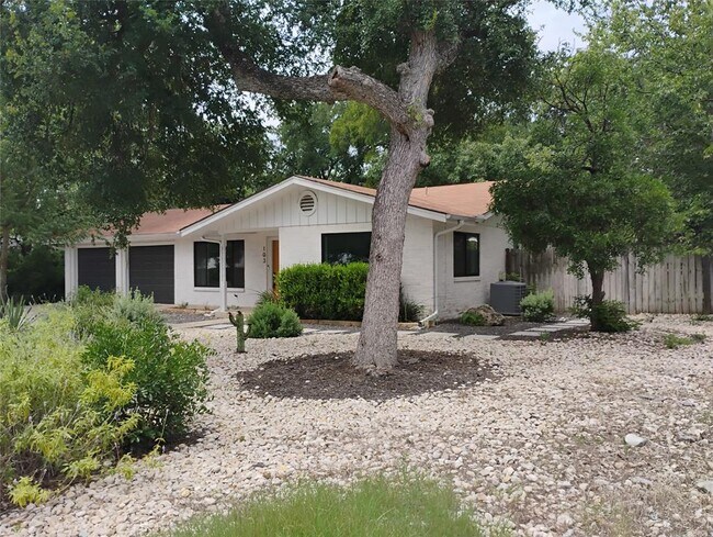 Foto del edificio - 103 Laurel Ridge