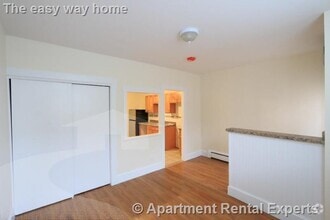 Building Photo - 304 Highland Ave