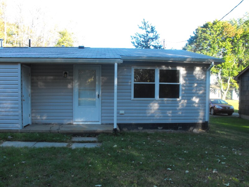 Primary Photo - 384 Washington St