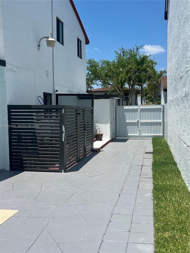 Foto del edificio - 14720 SW 107th Terrace