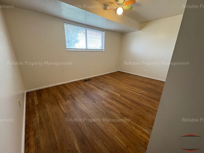 Foto del edificio - 2650 E 17th St