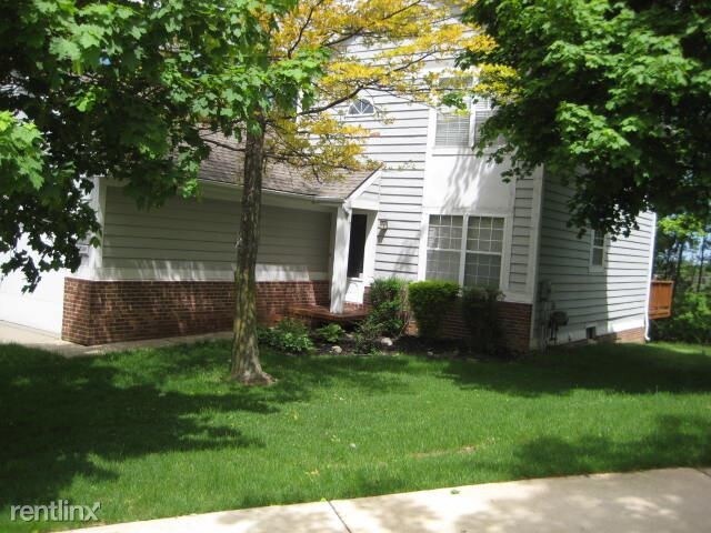 Primary Photo - 31160 Columbia Dr