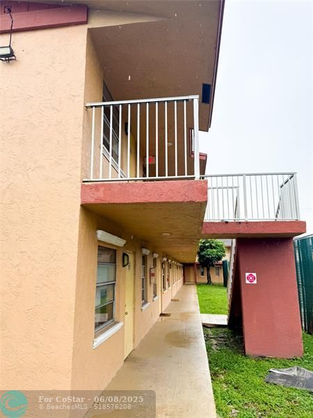 Foto del edificio - 95 NE 41st St