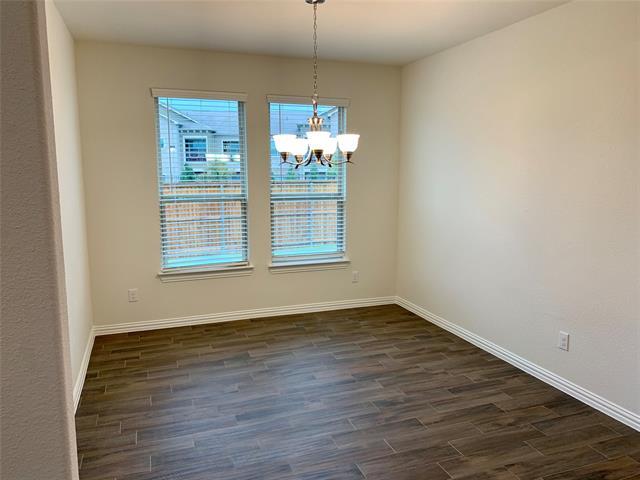Foto del edificio - 15596 Cademan Ct
