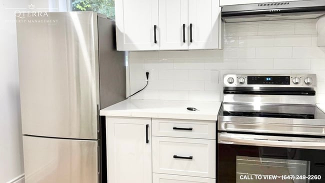 Building Photo - 402 Upper Paradise Rd