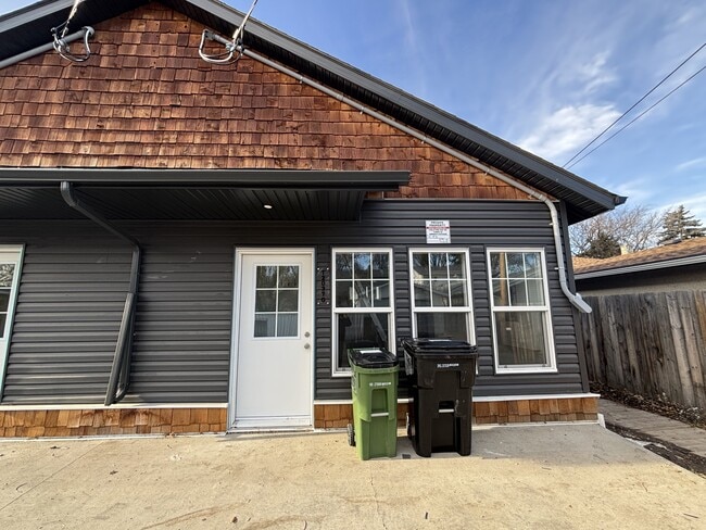 Building Photo - 12037-12059 59 St NW