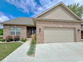 Building Photo - 7615 Walnut Bend Dr