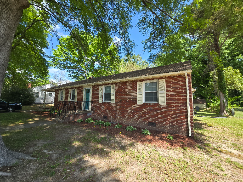 Foto principal - 107 N Colonial Dr