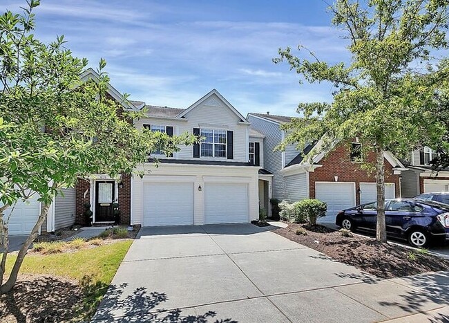 Foto del edificio - Beautifully Maintained 3BD/2.5BA 2 Story Townhome in Blakeney Preserve!