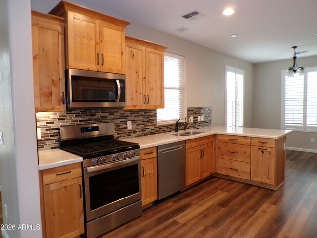 Foto del edificio - 282 Whistle Stop Rd