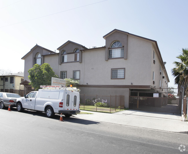 Building Photo - El Corazon Apartments